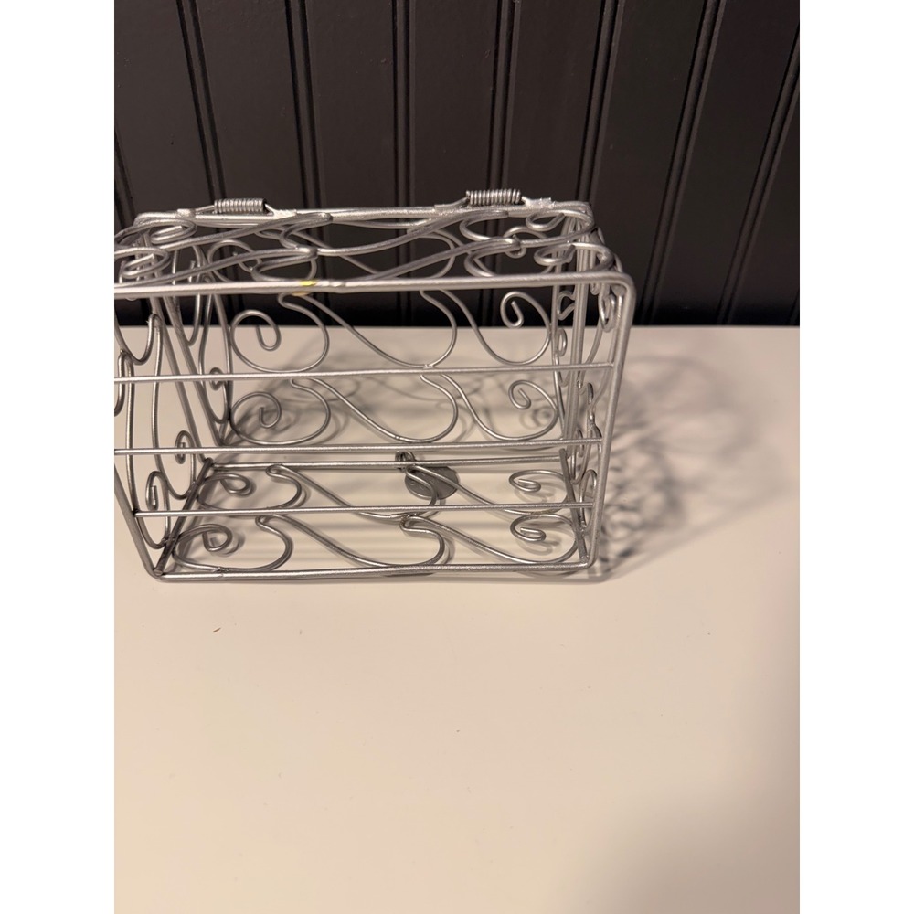 Giorgio Beverly Hills Silver Wire Scrollwork Treasure Chest Filigree Basket